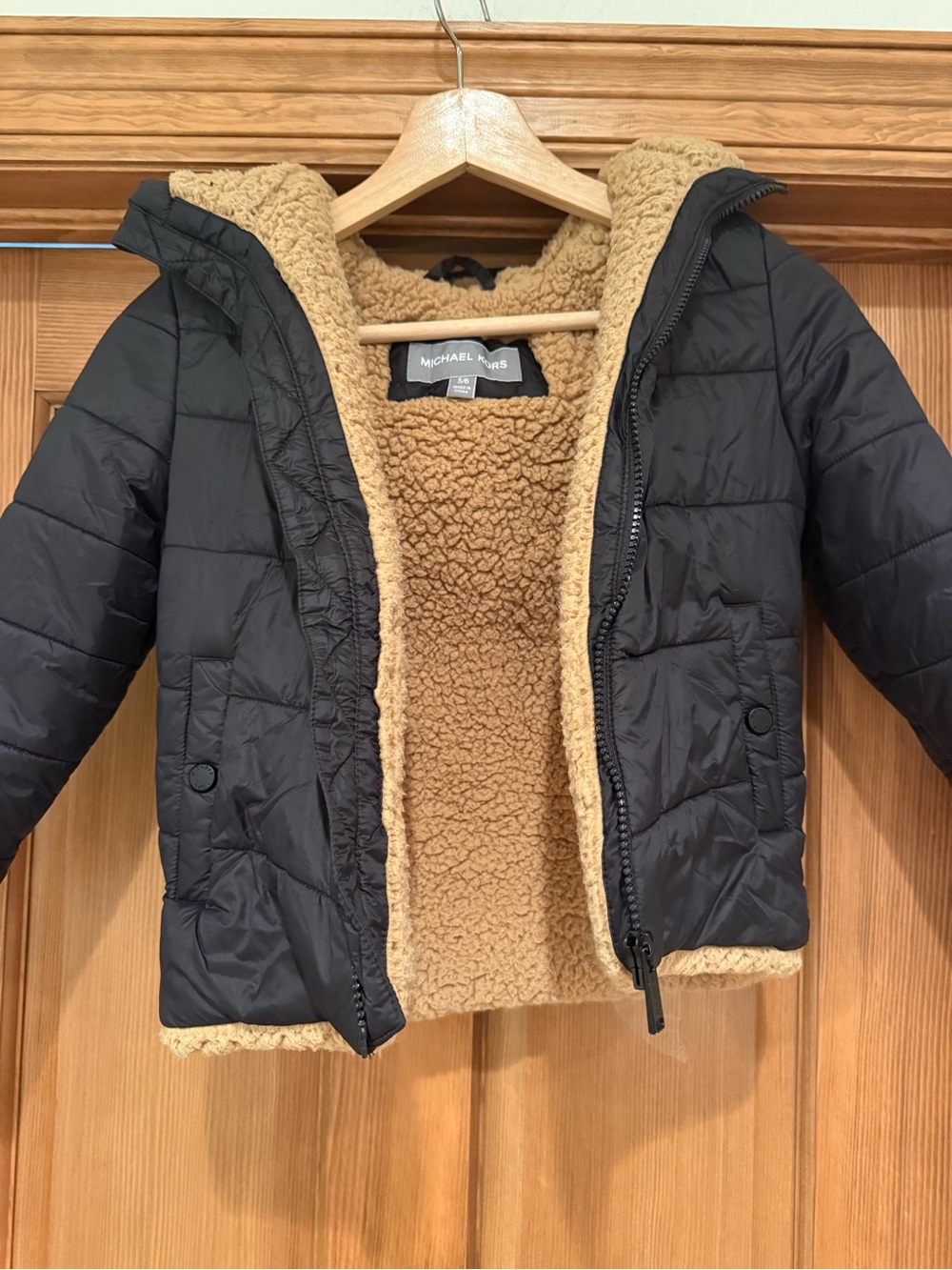 MICHAEL Michael Kors Kids Black Puffer Jacket with Tan Sherpa Trim 5/6